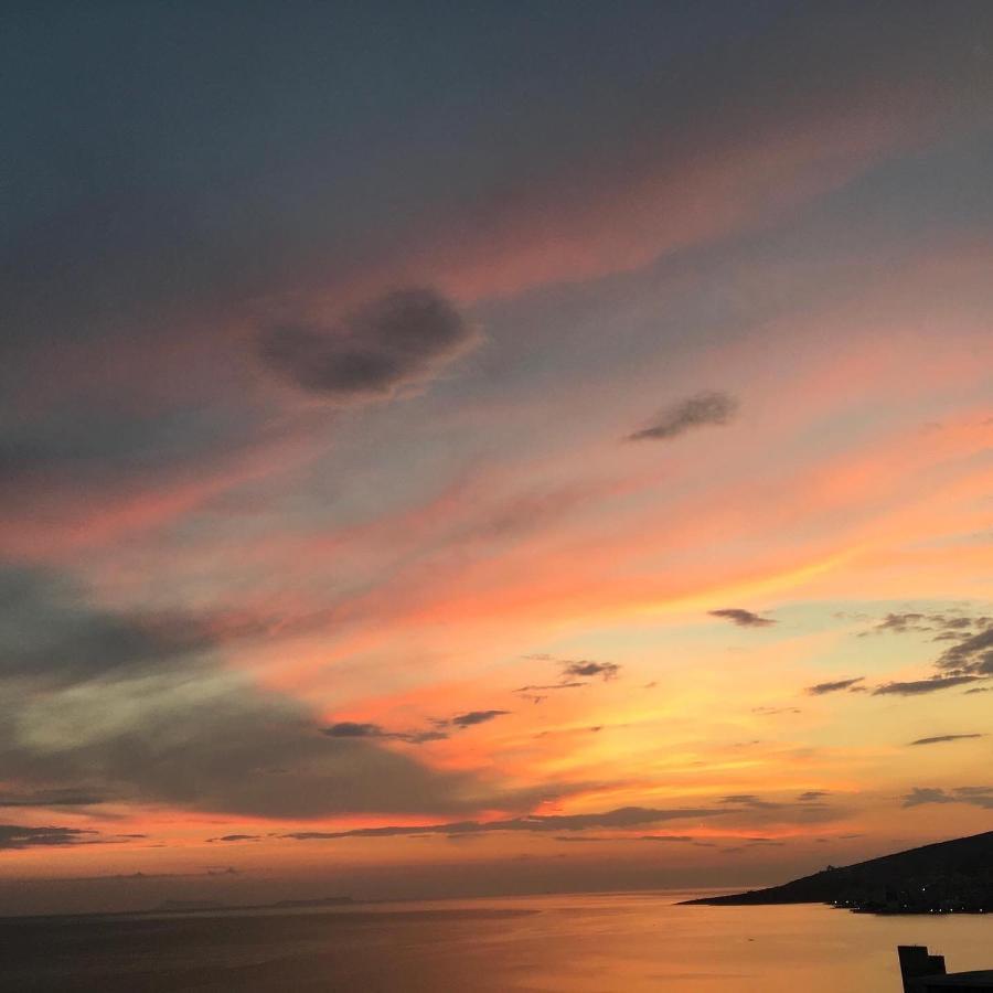 Bluemoon Suites Saranda Extérieur photo