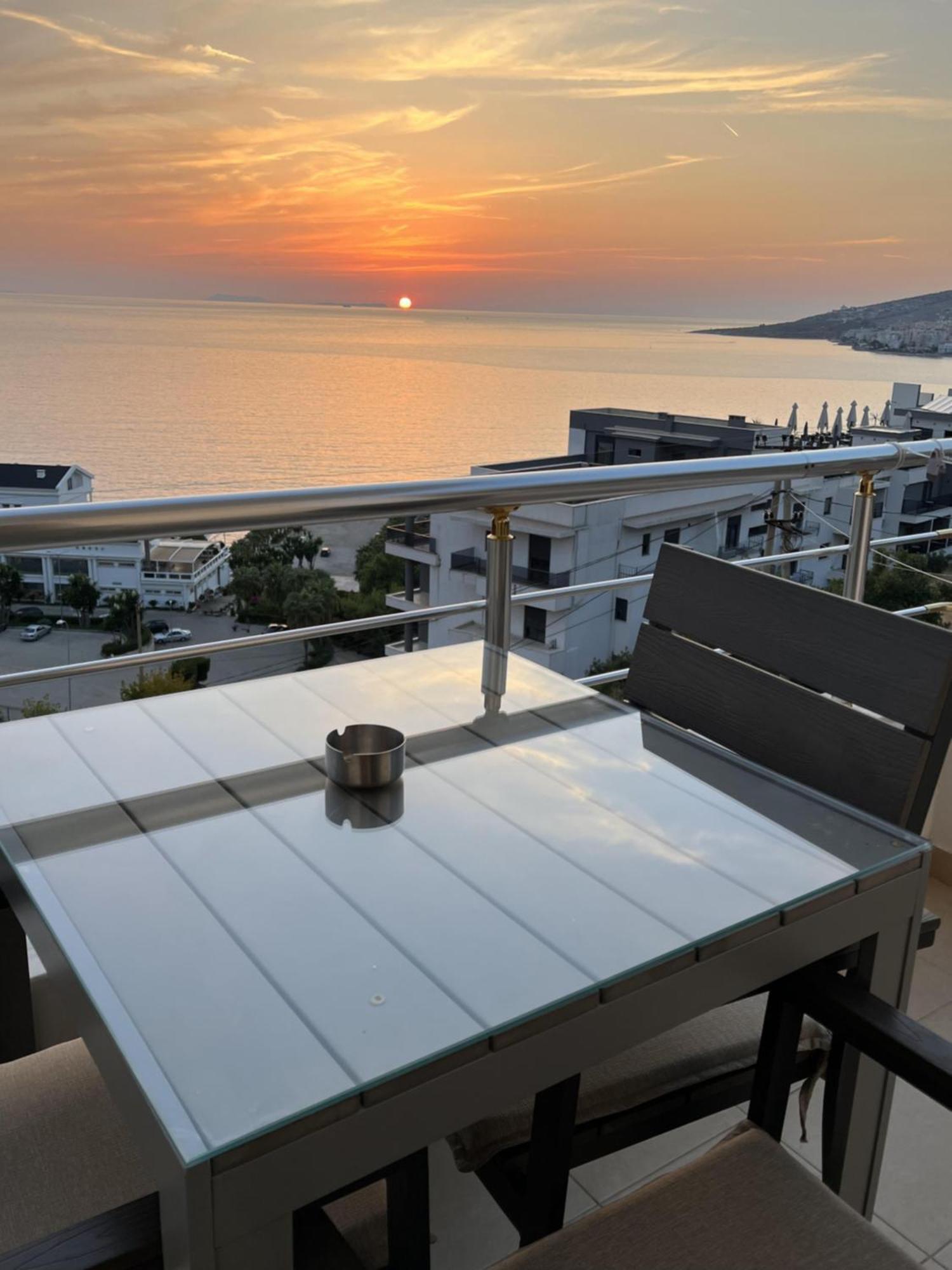 Bluemoon Suites Saranda Extérieur photo