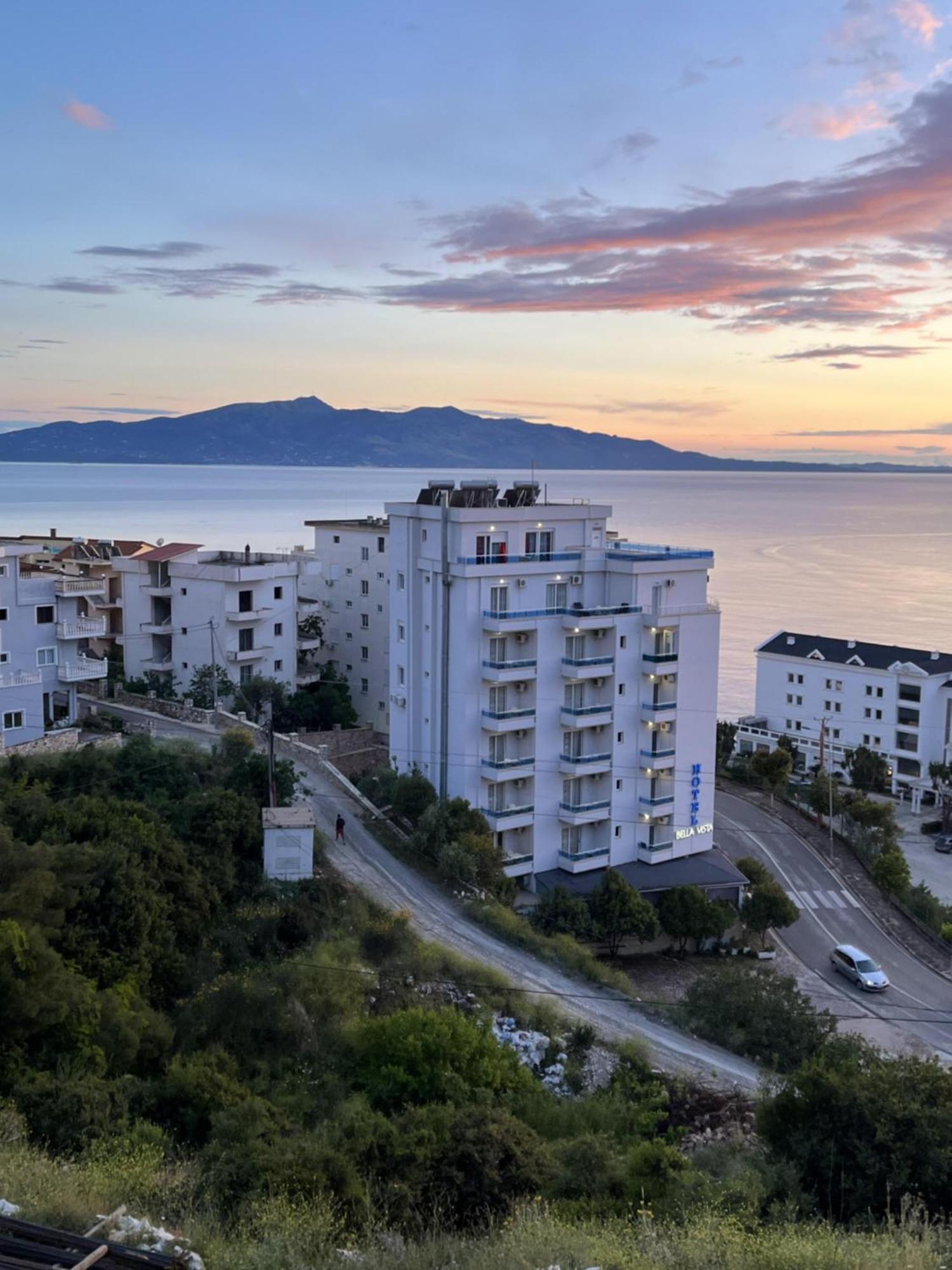 Bluemoon Suites Saranda Extérieur photo