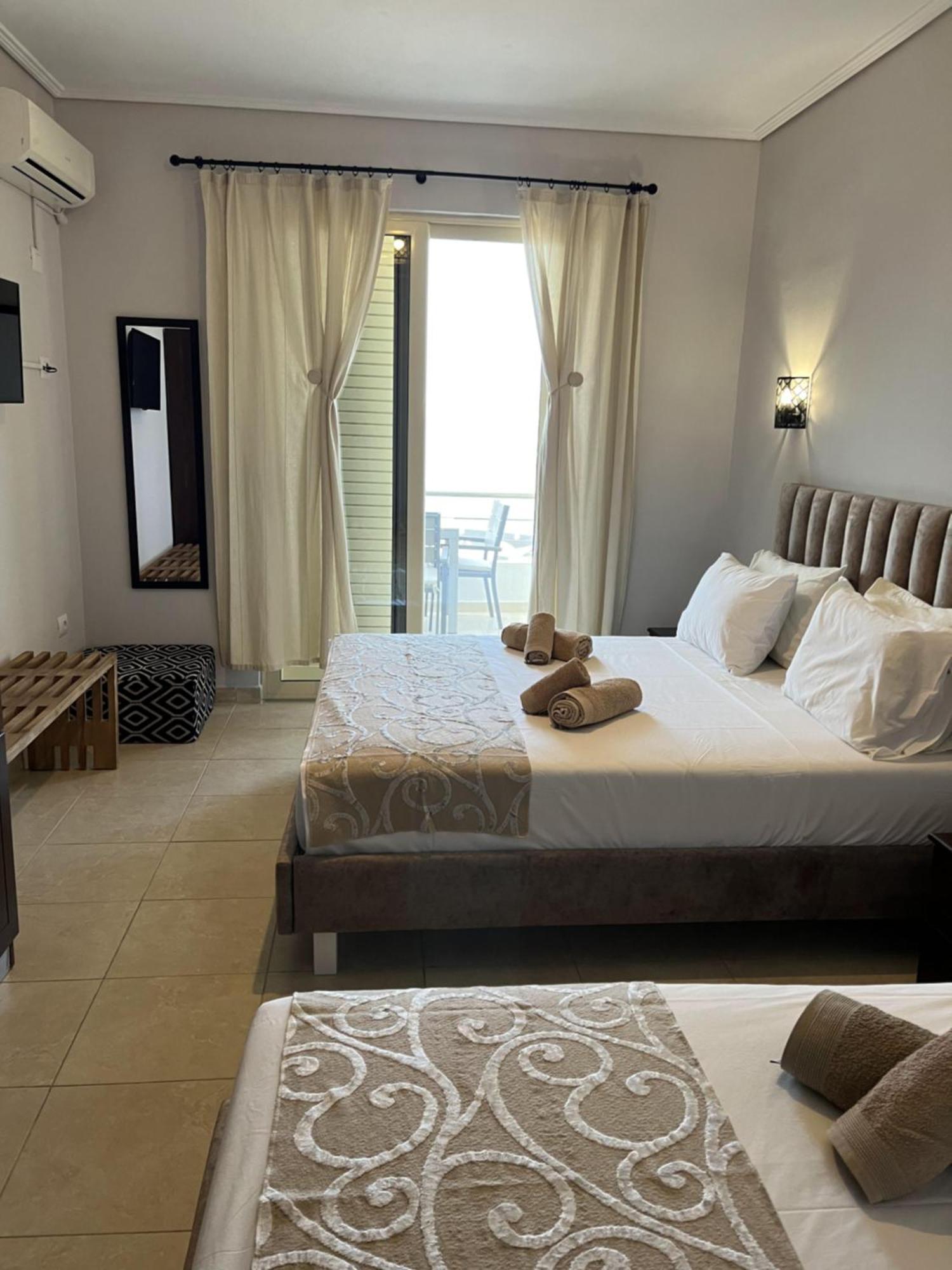 Bluemoon Suites Saranda Extérieur photo