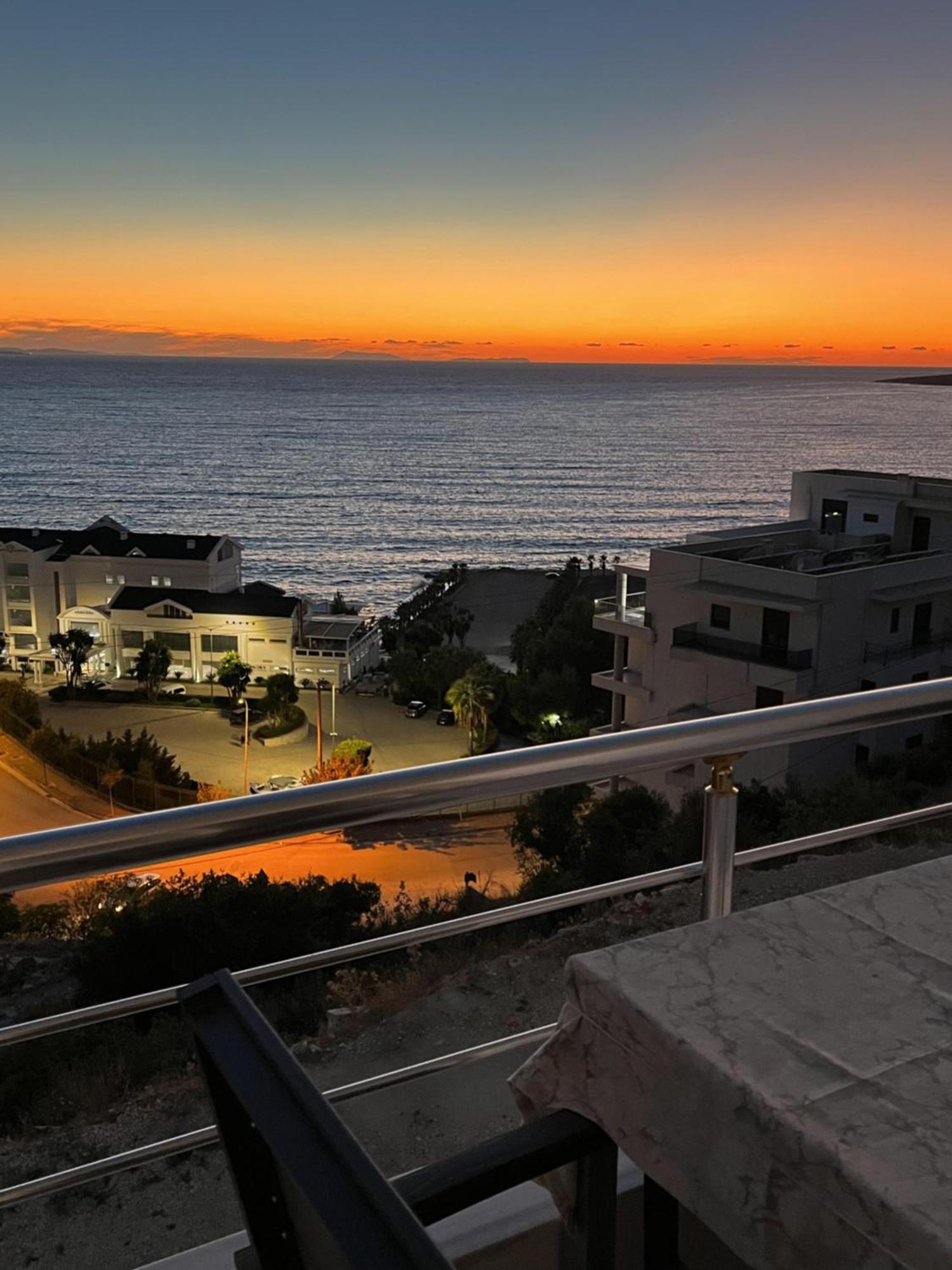 Bluemoon Suites Saranda Extérieur photo