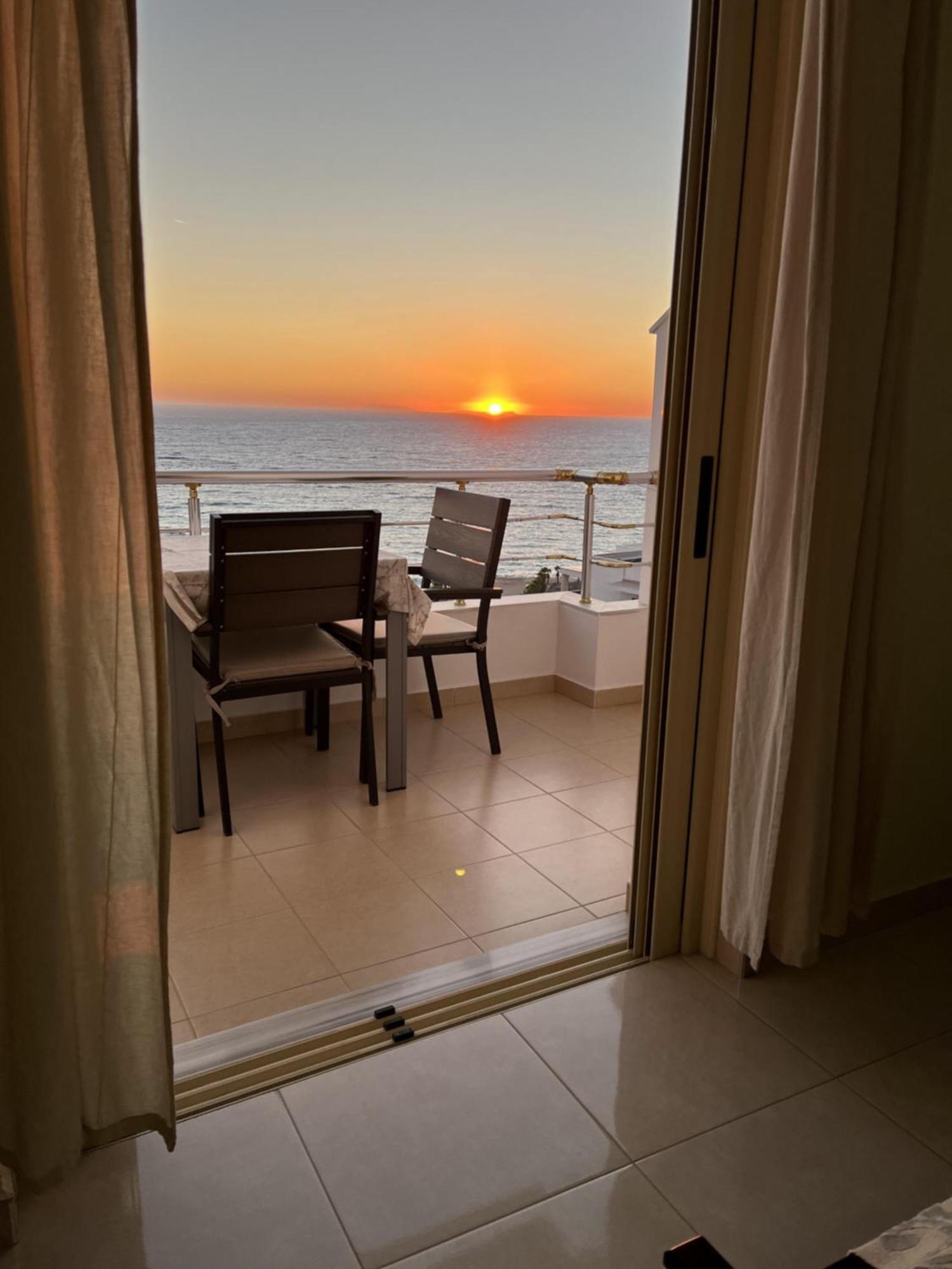 Bluemoon Suites Saranda Extérieur photo