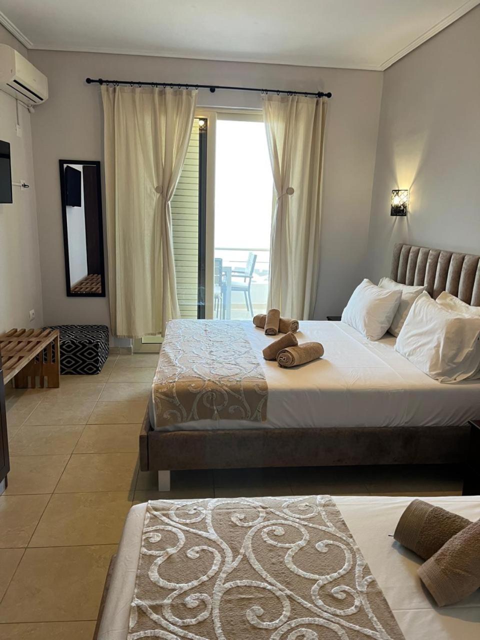 Bluemoon Suites Saranda Extérieur photo